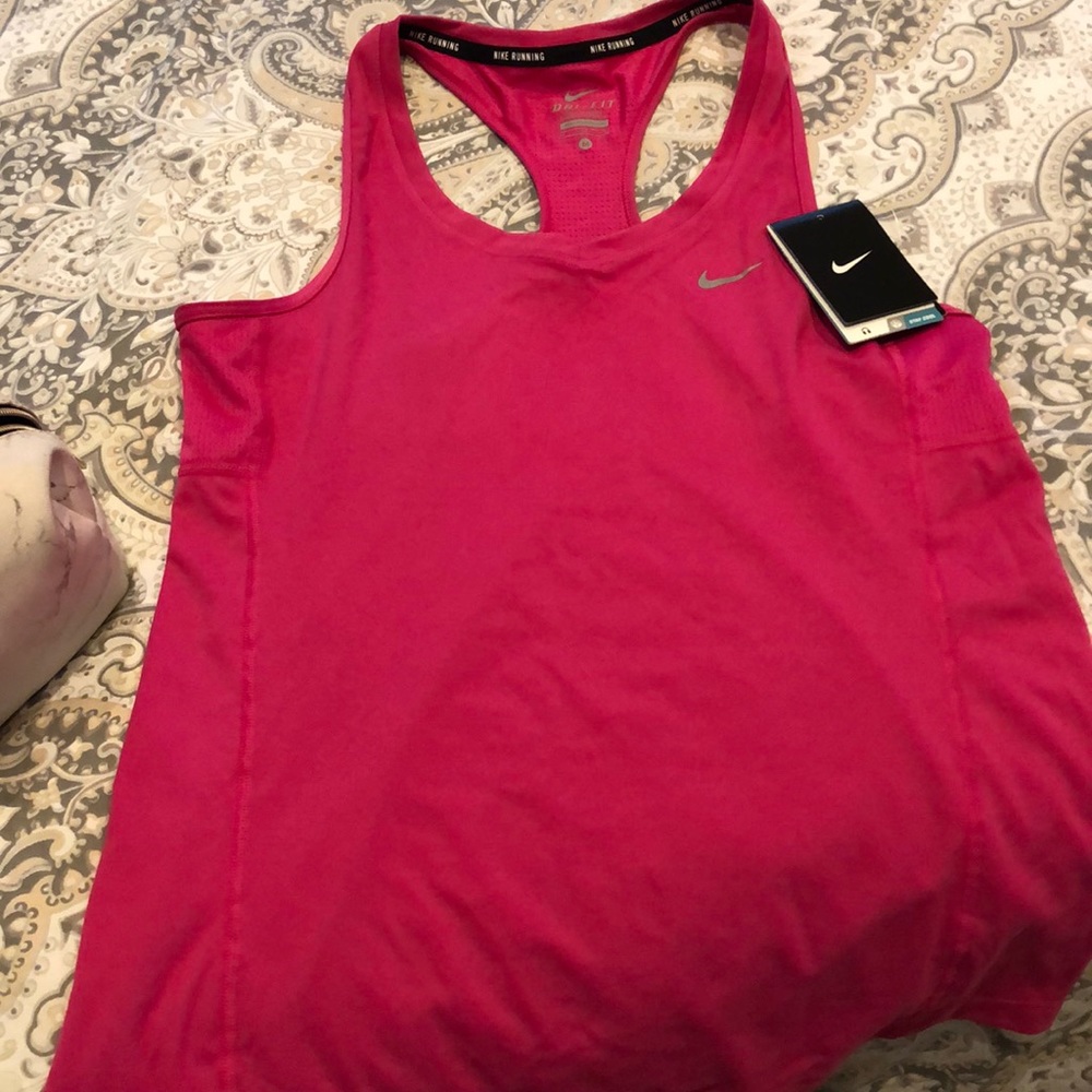 Nike NEW workout tank, medium